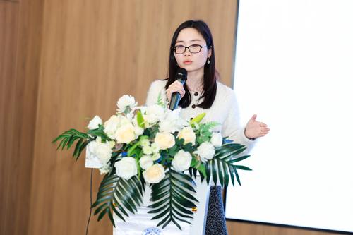 7陈晨做引导发言 7陈晨做引导发言